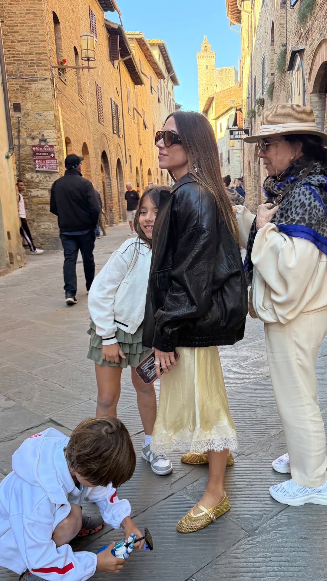 Patrícia Abravanel viaja só com os filhos e posa sem aliança. Foto: Reprodução/Instagram