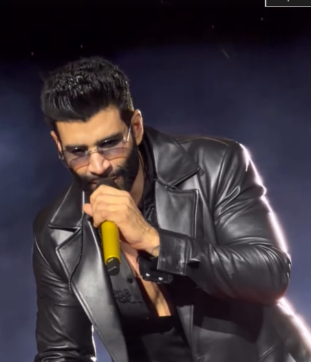 Gusttavo Lima reforna à Festa do Peão de Barretos com show apoteótico. Foto: Reprodução/Instagram/@ festadopeaodebarretos_oficial