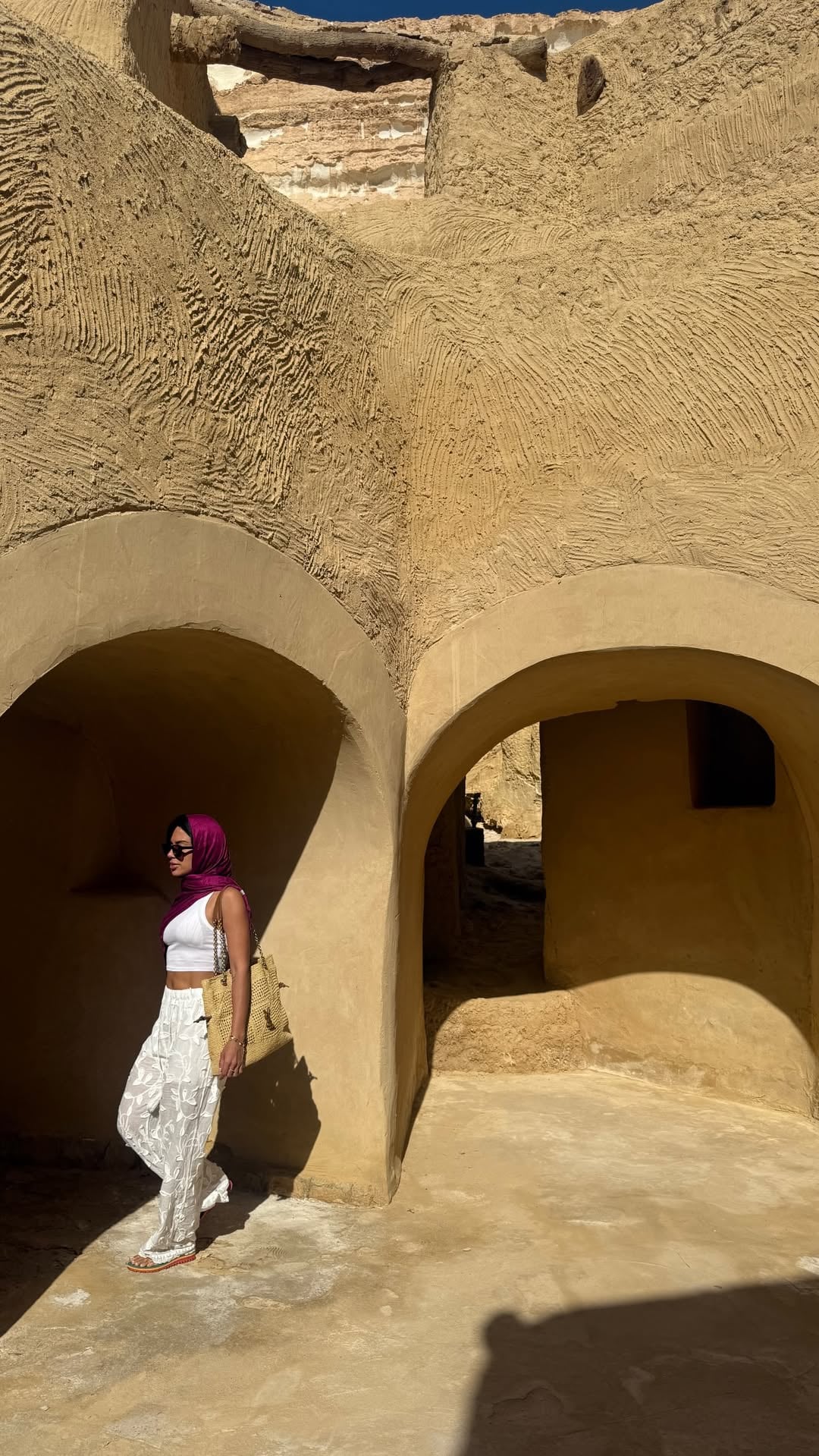 Anitta exibe look de praia durante viagem ao Egito.. Foto: Reprodução/Instagram