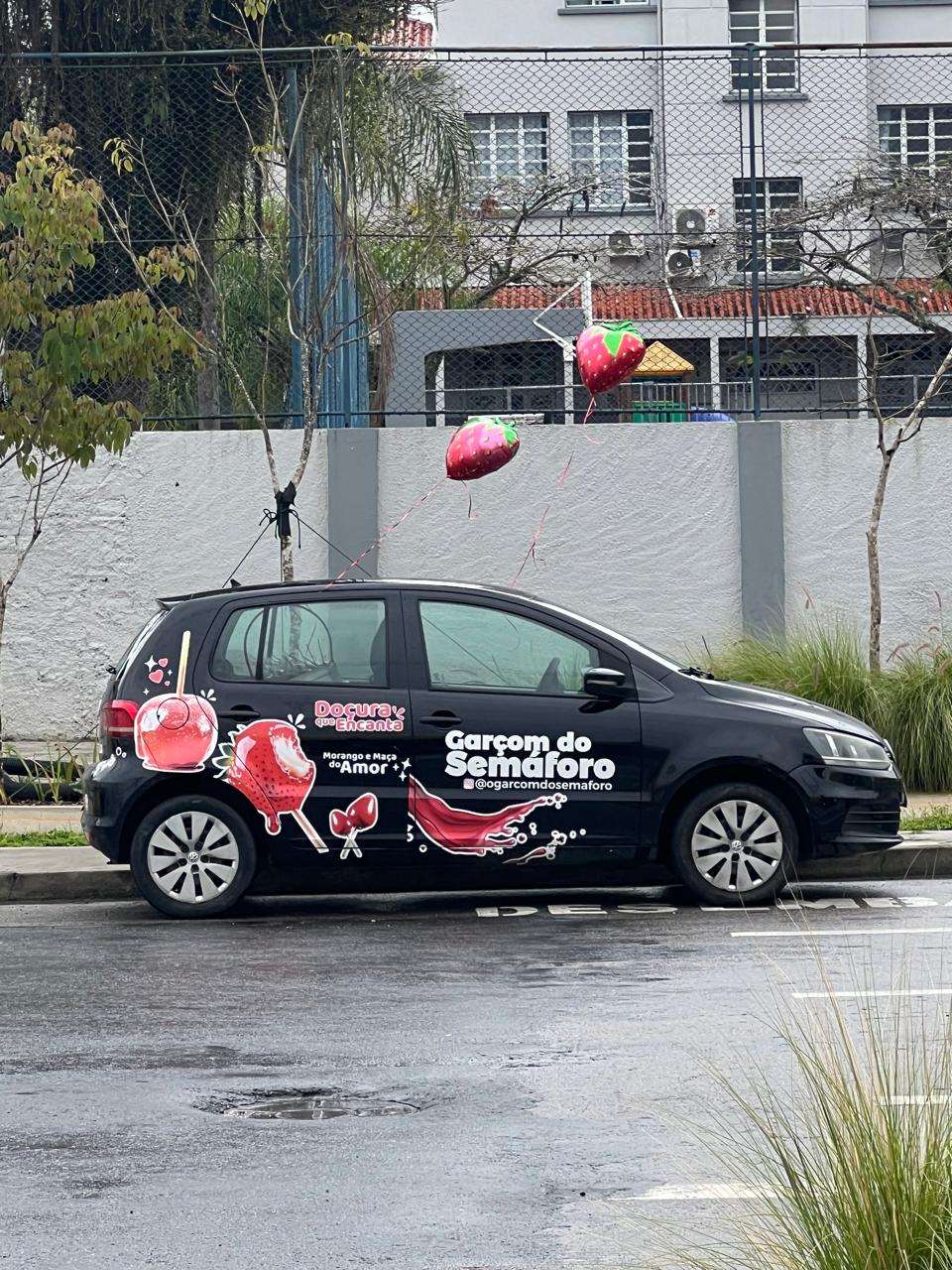 Márcio conseguiu comprar um carro e se mudou para Itajaí (SC), onde continuou o negócio. Foto: Arquivo pessoal