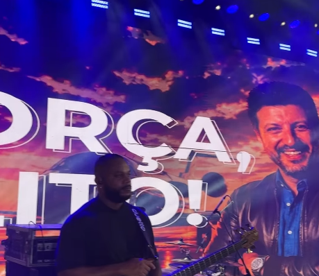 Lito Sousa recebe homenagem de César Menotti e Fabiano em Barretos: "Acreditamos no milagre". Foto: Reprodução/Instagram/@festadopeaodebarretos_oficial