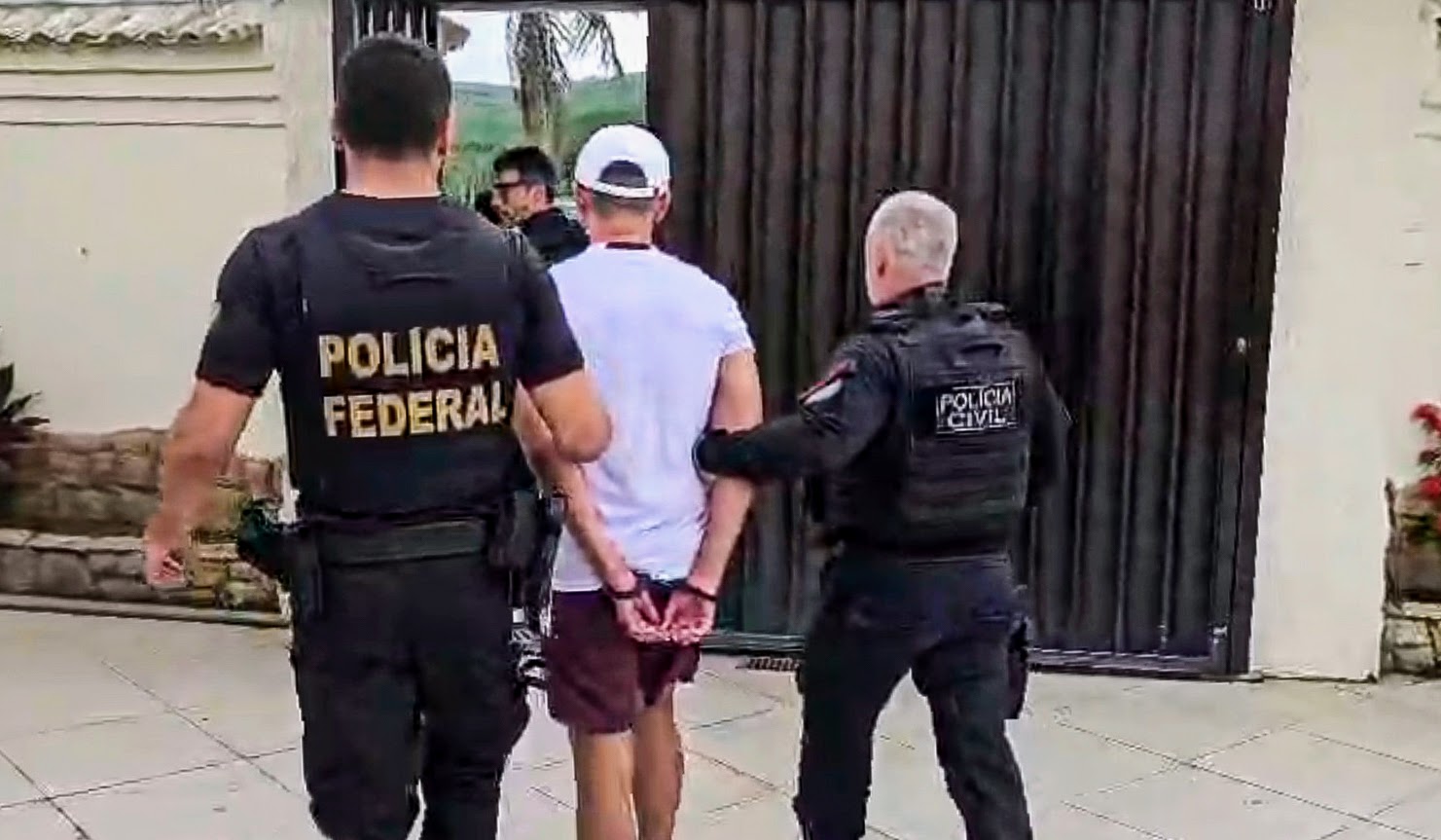 Adilsinho foi capturado em uma residência no município de Cabo Frio, Rio de Janeiro. Foto: Divulgação / Pcerj