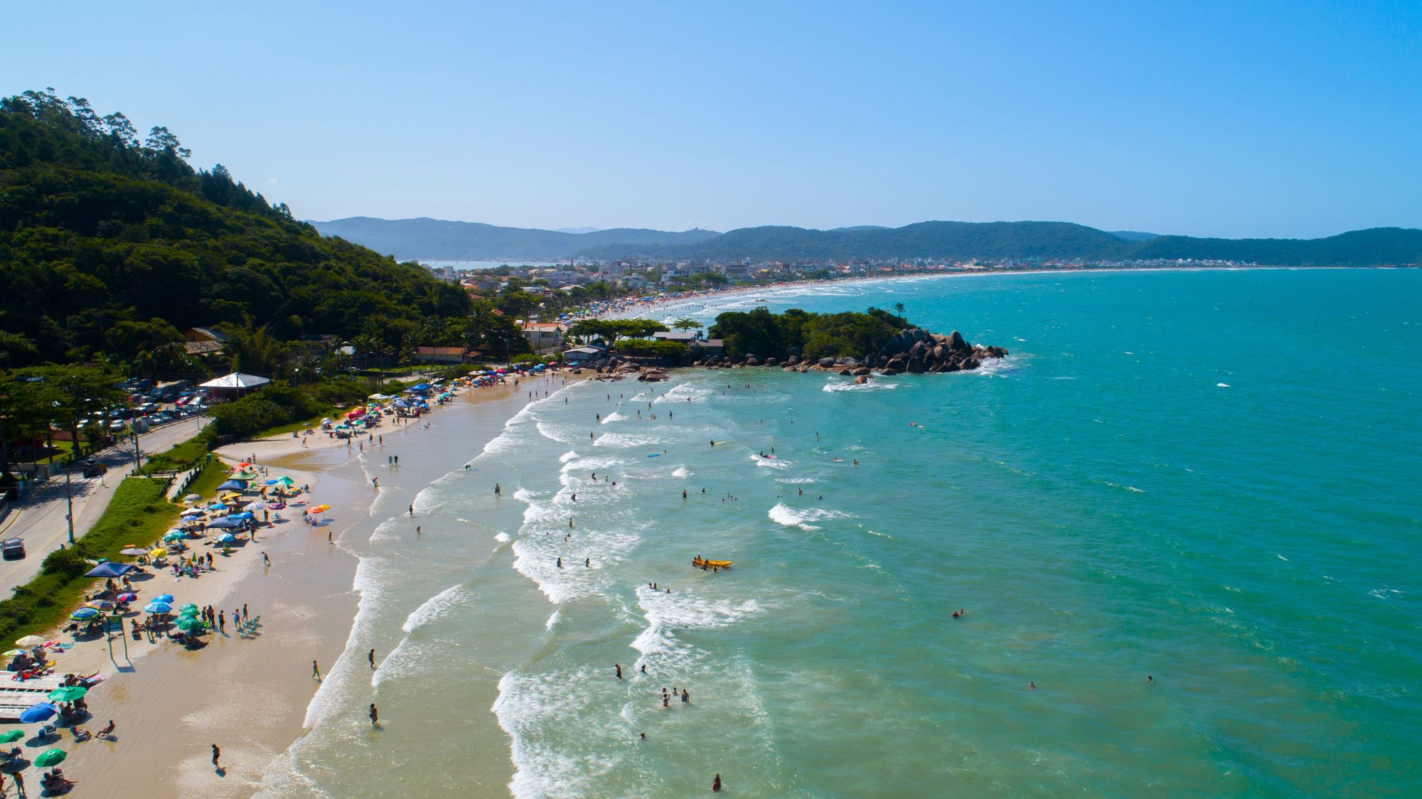 Praia da Conceição - Bombinhas (SC). Foto: Divulgação: Bandeira Azul