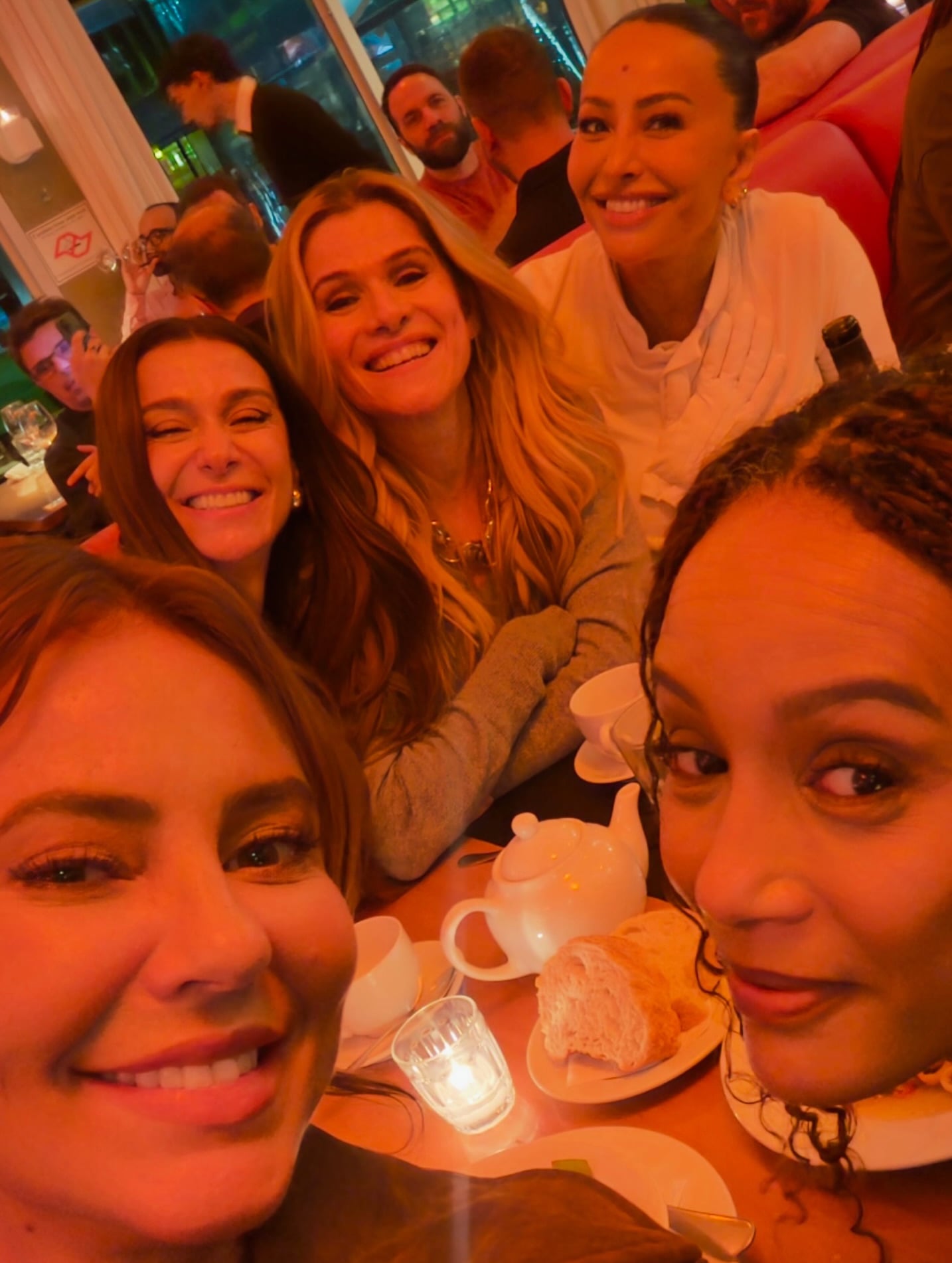 Paolla Oliveira abre álbum de fotos de agosto e encanta seguidores.. Foto: Reprodução/Instagram/@paollaoliveirareal