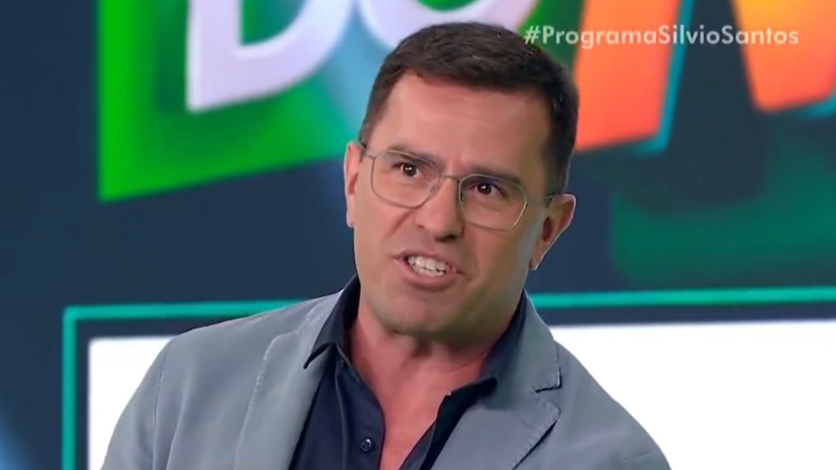 Rodrigo Bocardi erra pergunta sobre Taylor Swift. Foto: Reprodução/SBT