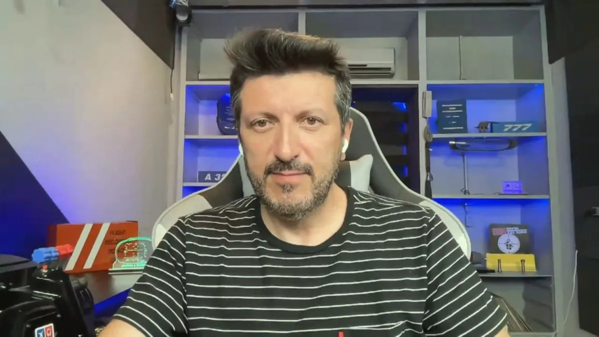 Namorado de Sandy revela que está estudando o caso de Lito Sousa. Foto: Reprodução/Youtube/Aviões e Músicas