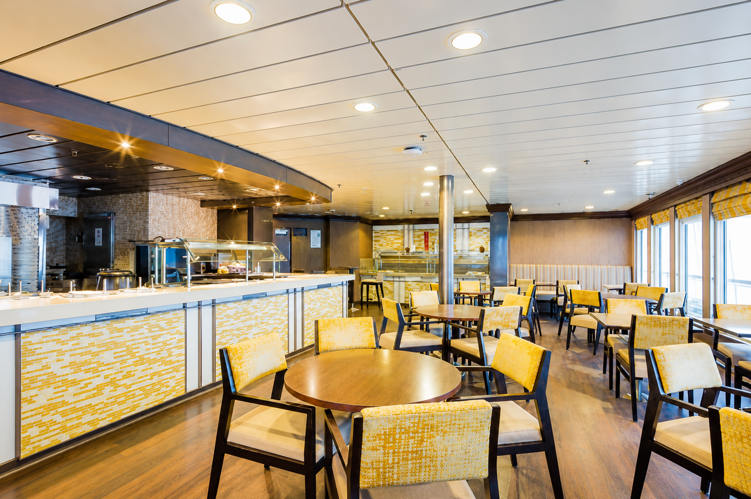 Restaurante Snack corner. Foto: Divulgação: Buenavista - Costazul Cruceros