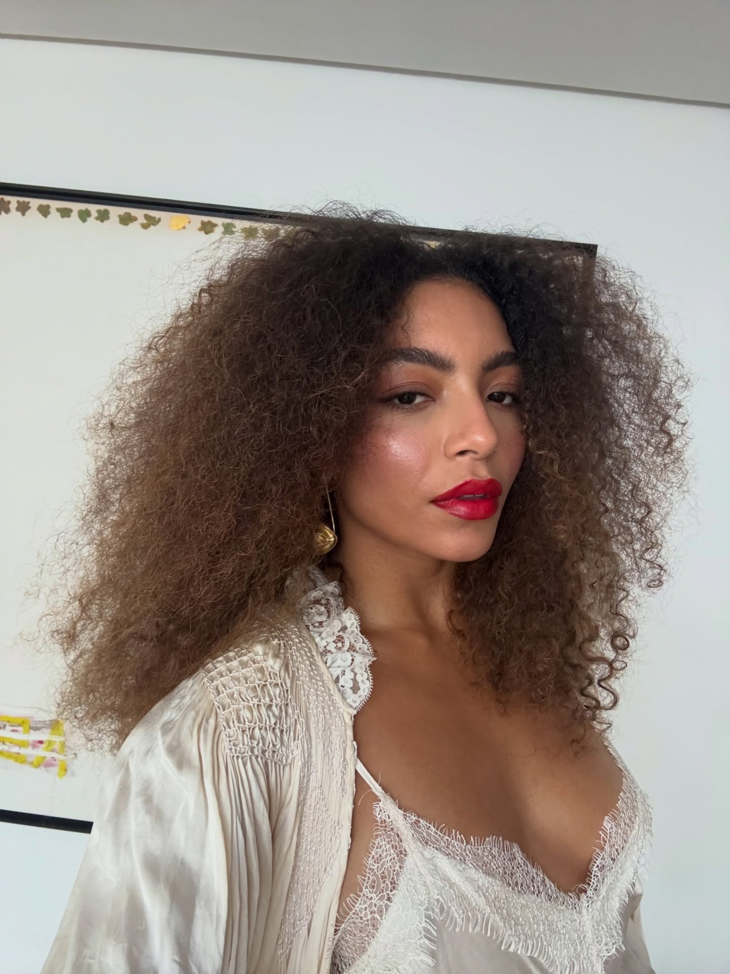Any Gabrielly, ex-Now United, é apontada como pivô do fim do namoro de Juliano Floss e Marina Sena. Foto: Reprodução/Instagram/anygabrielly