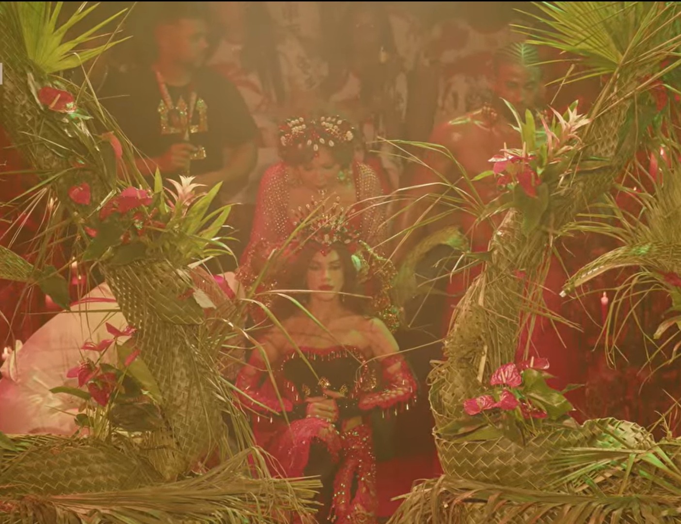 Momento da coroação de Anitta. Foto: Reprodução: Rio Carnaval