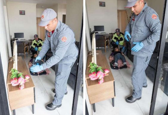 Simulação dos primeiros socorristas que entraram no apartamento. Foto: Arquivo Investigação Criminal