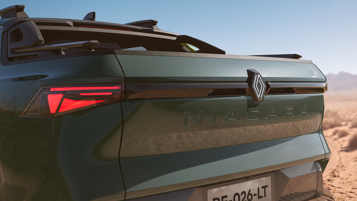 Traseira da Renault Niagara tem lanternas horizontais e identidade visual própria. Foto: divulgação/Renault