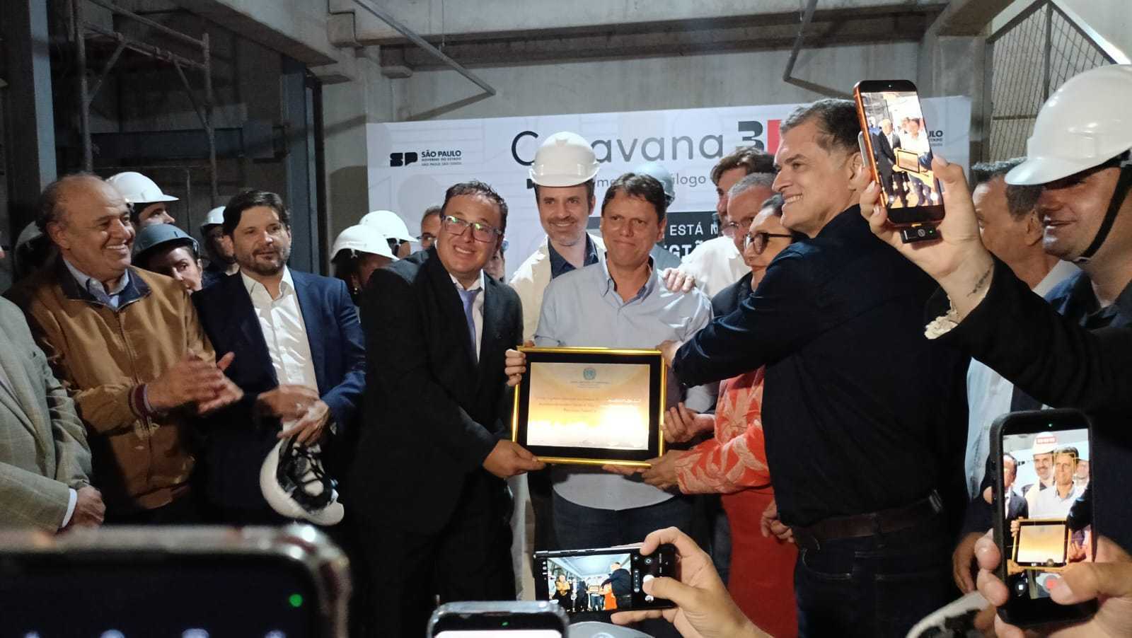 Tarcísio em Araraquara. Foto: Márcia Bessa /iG
