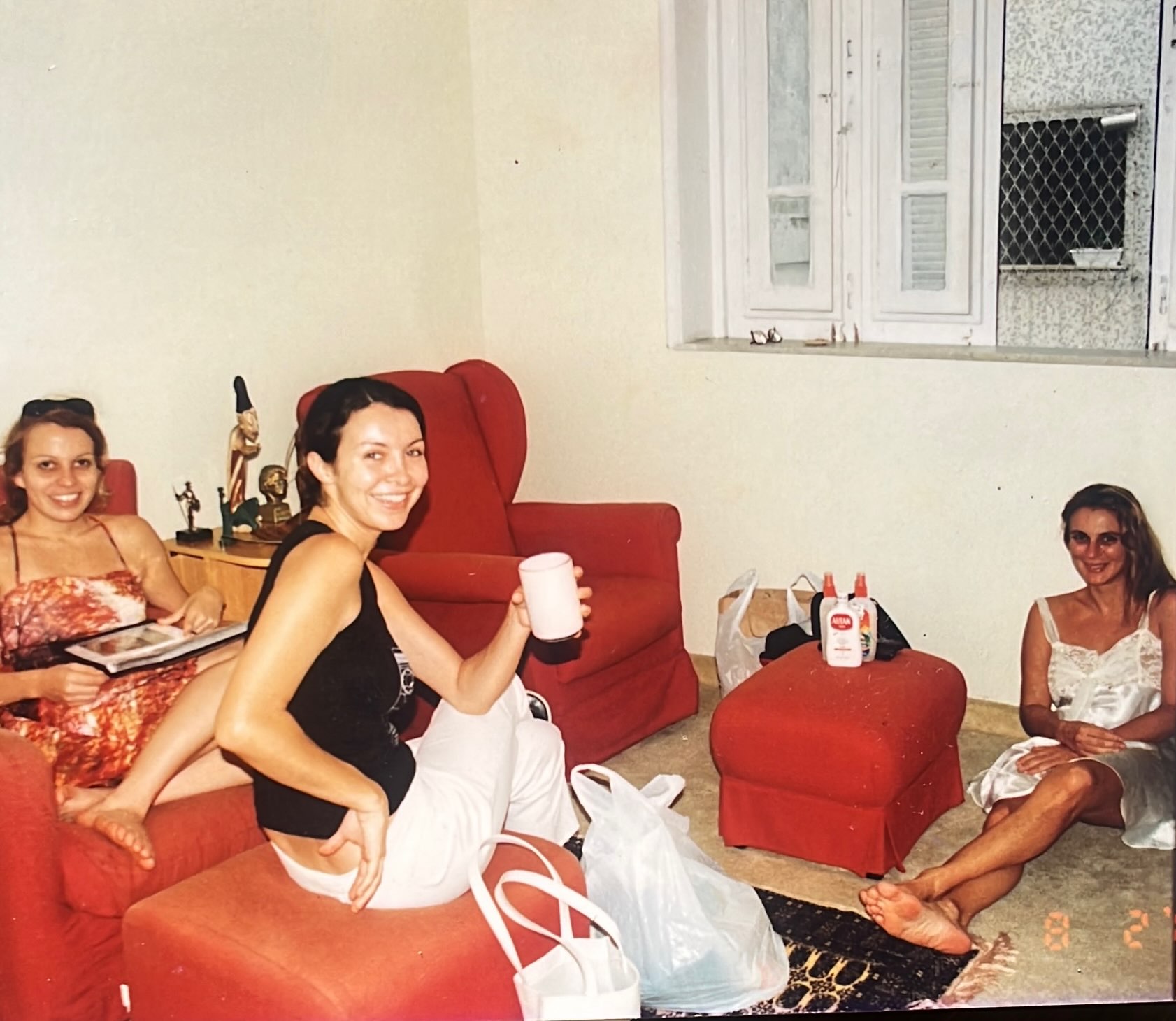 Esposa de Stênio Garcia detona filhas do ator: "Enquanto houve dinheiro, era só amor". Foto: Reprodução/Instagram/Mari_Saade