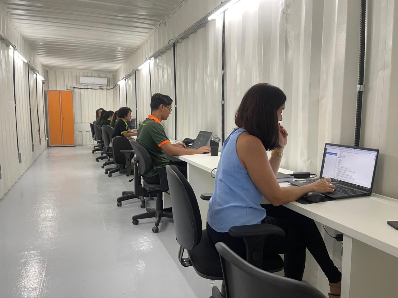 Elaine Guimarães/iG Trabalhadores Elaine Guimarães/iG