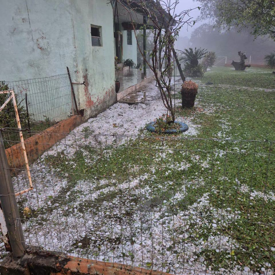 Danos causados pelo granizo no RS. Foto: Reprodução/redes sociais