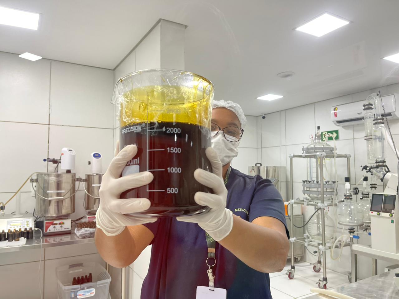 Elaine Guimarães/iG Produção no laboratório Elaine Guimarães/iG